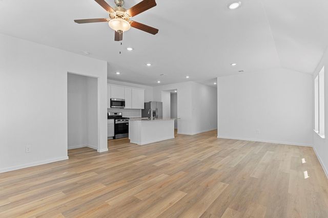 1527 Shimmering Ocean Way, Iowa Colony, TX 77583