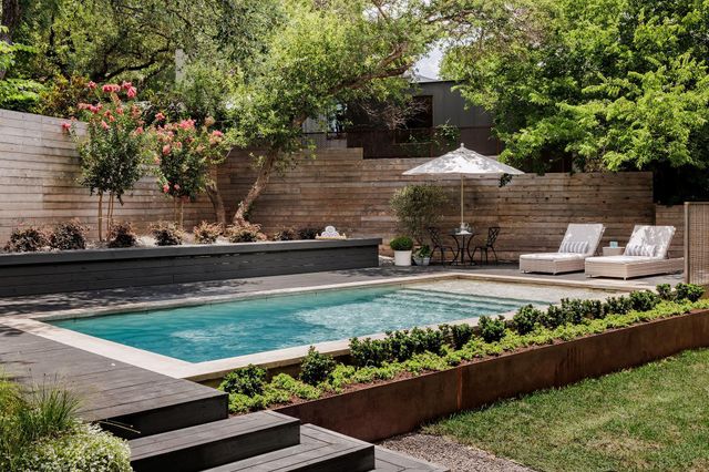 1701 Bartoncliff DR, Austin, TX 78704