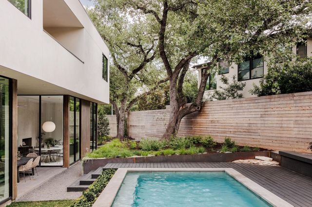 1701 Bartoncliff DR, Austin, TX 78704