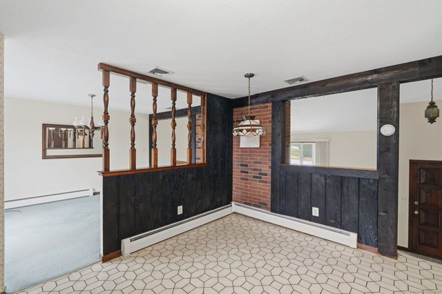 148 Raymond Road, Rocky Hill, CT 06067