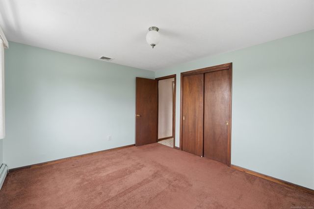 148 Raymond Road, Rocky Hill, CT 06067