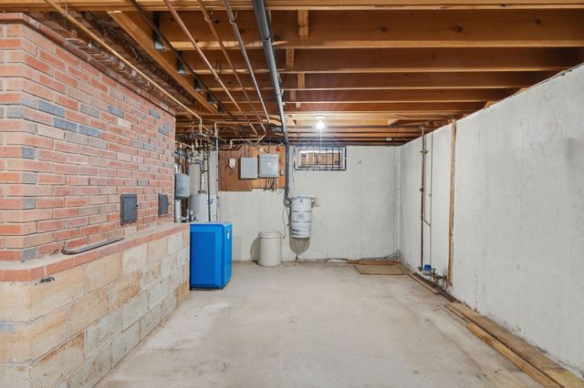 148 Raymond Road, Rocky Hill, CT 06067