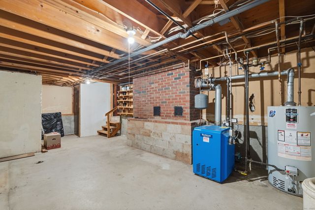 148 Raymond Road, Rocky Hill, CT 06067