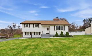 148 Raymond Road, Rocky Hill, CT 06067