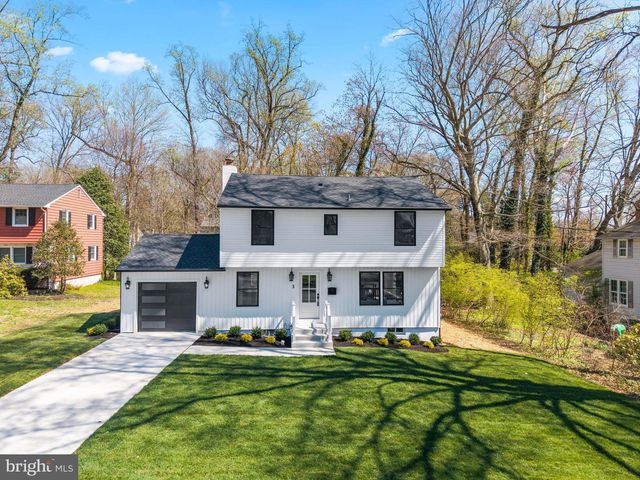 3 OVERBROOK CIR, Moorestown, NJ 08057