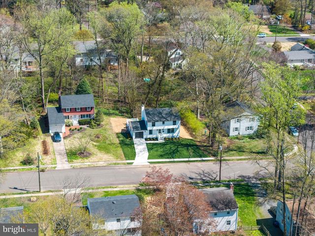 3 OVERBROOK CIR, Moorestown, NJ 08057