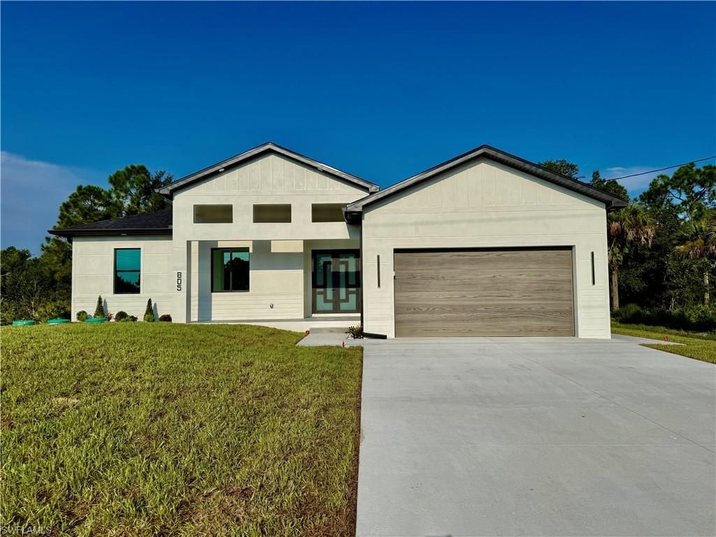 805 Lincoln AVE, LEHIGH ACRES, FL 33972 — exterior