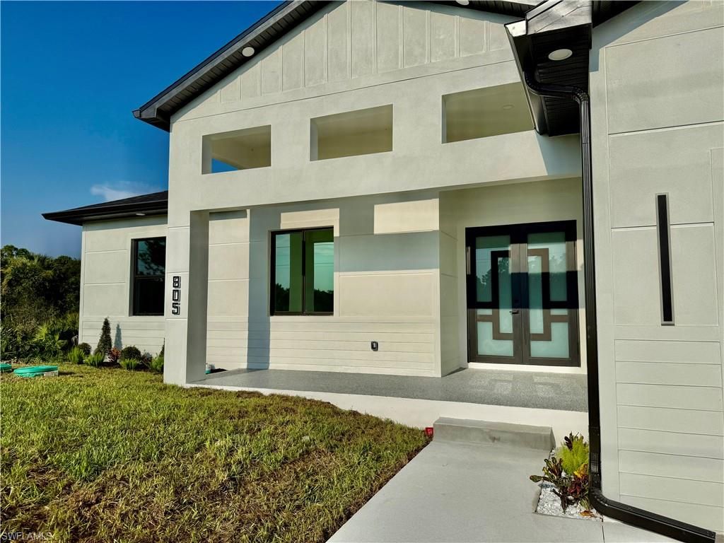 805 Lincoln AVE, LEHIGH ACRES, FL 33972 — photo 3