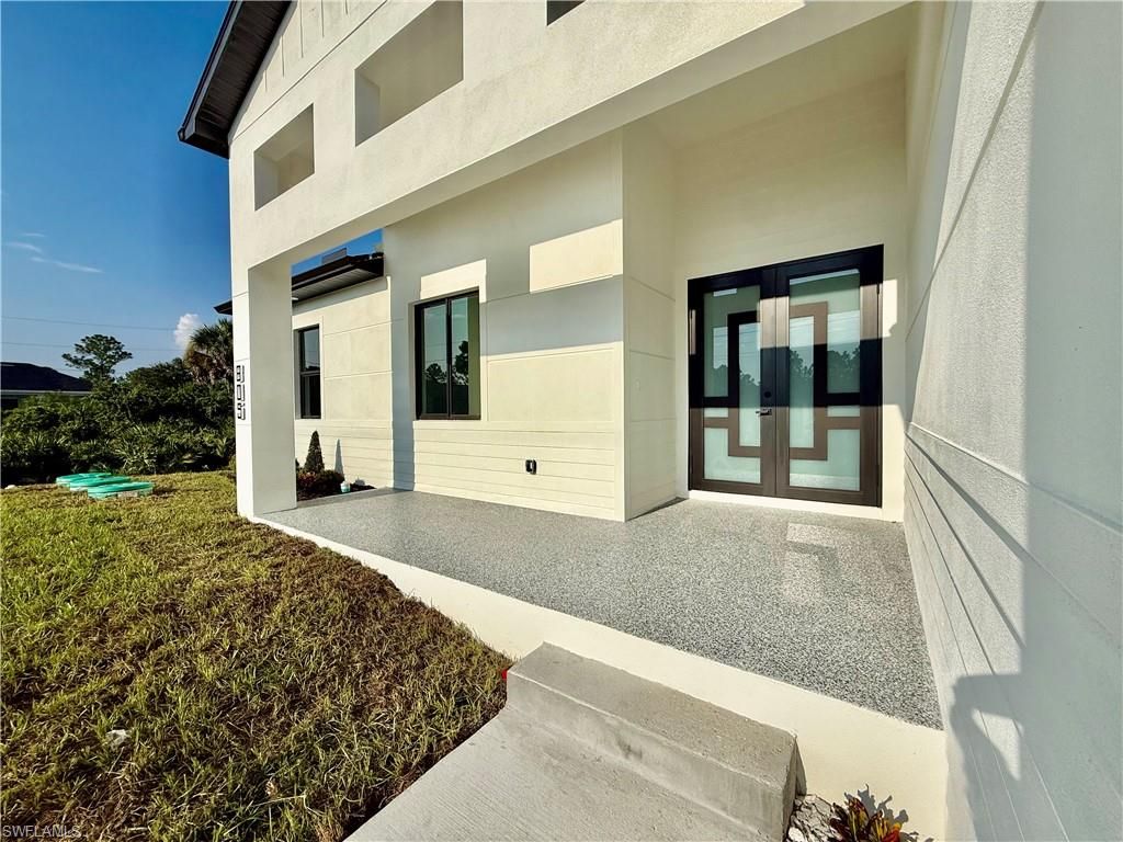 805 Lincoln AVE, LEHIGH ACRES, FL 33972 — photo 4