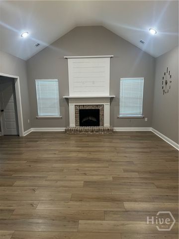 207 Piercefield Drive, Richmond Hill, GA 31324