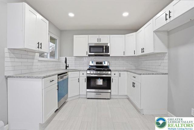 2218 2nd Street, Wilson Boro, PA 18042
