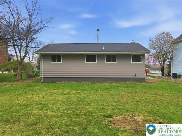 2218 2nd Street, Wilson Boro, PA 18042