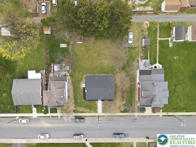 2218 2nd Street, Wilson Boro, PA 18042