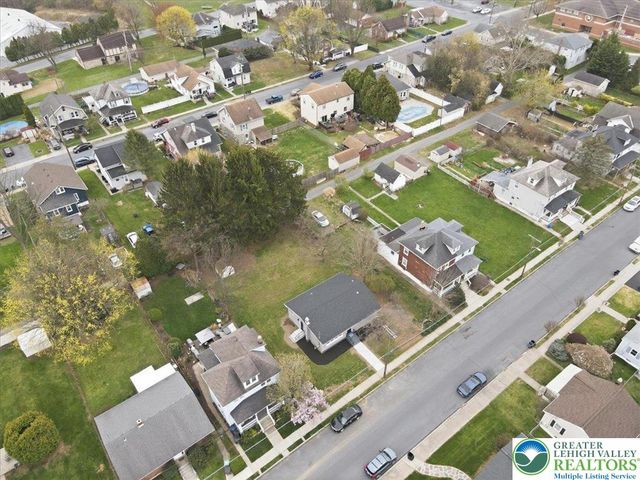 2218 2nd Street, Wilson Boro, PA 18042