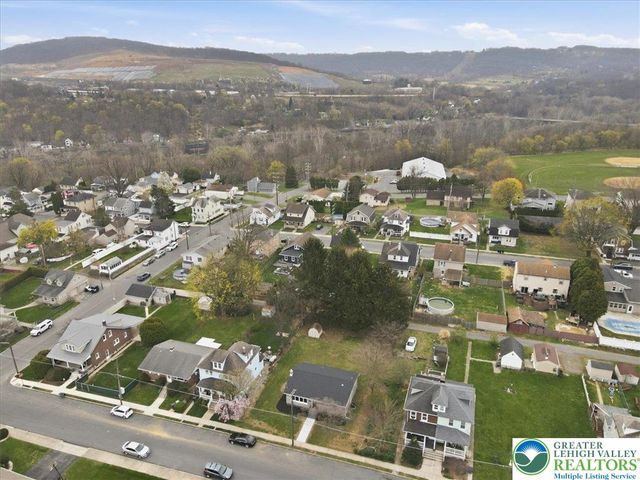 2218 2nd Street, Wilson Boro, PA 18042