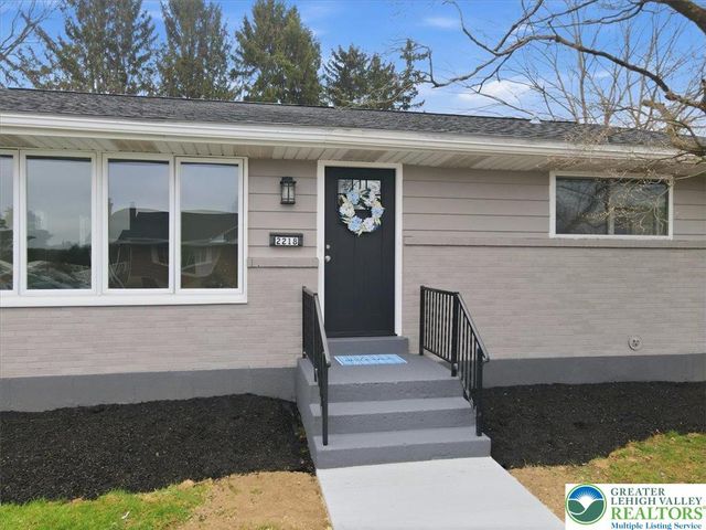 2218 2nd Street, Wilson Boro, PA 18042