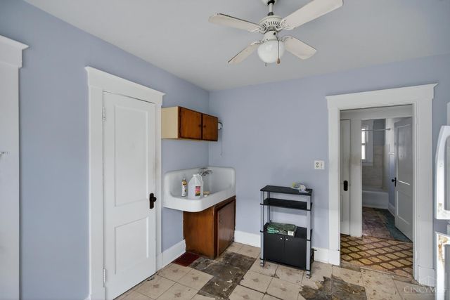 4373 Virginia Avenue, Cincinnati, OH 45223