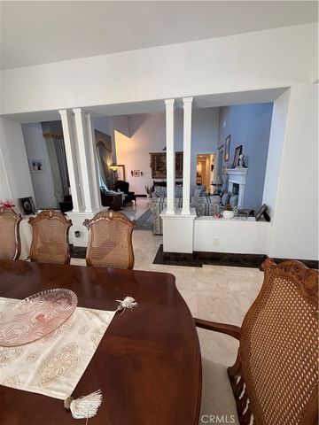 18268 Hollowtree Lane, Riverside, CA 92504