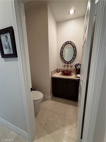 18268 Hollowtree Lane, Riverside, CA 92504