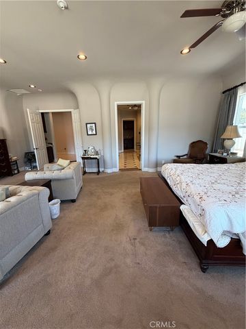 18268 Hollowtree Lane, Riverside, CA 92504