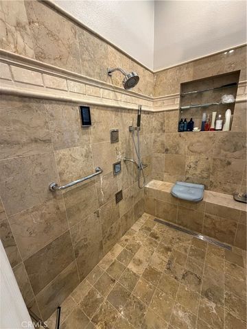 18268 Hollowtree Lane, Riverside, CA 92504