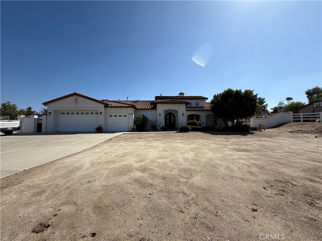 18268 Hollowtree Lane, Riverside, CA 92504 — photo 2