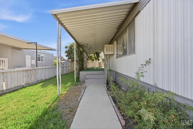 6601 Eucalyptus Drive 136, Bakersfield, CA 93306