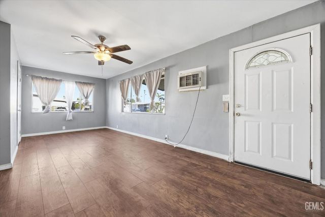 6601 Eucalyptus Drive 136, Bakersfield, CA 93306