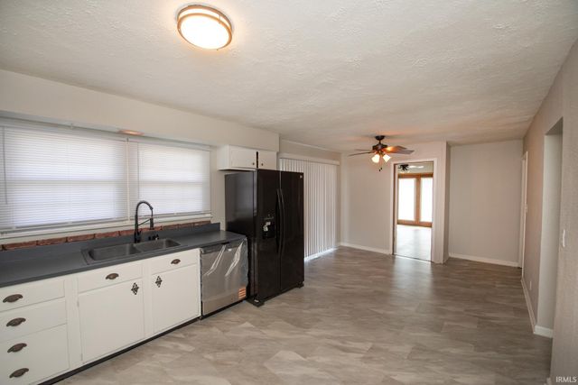 5 Samuel Court, Lafayette, IN 47905