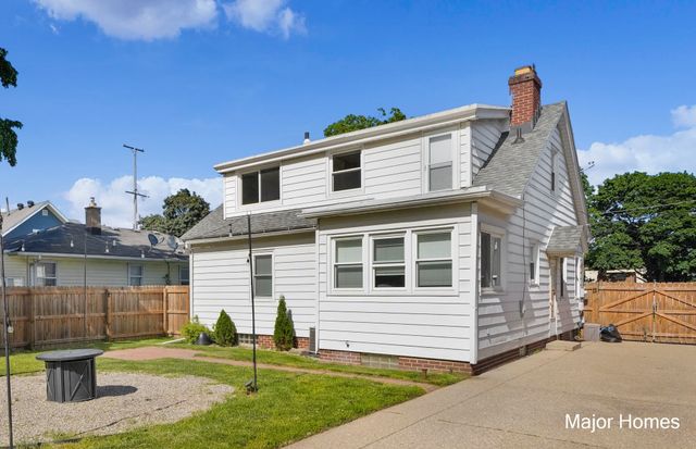 1947 Blandford Avenue SW, Wyoming, MI 49519