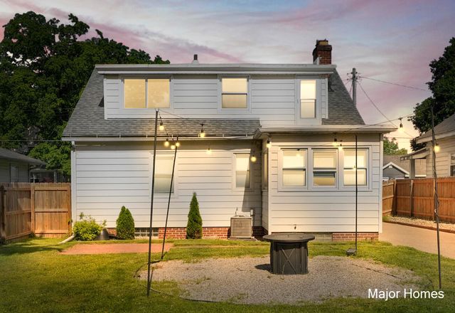 1947 Blandford Avenue SW, Wyoming, MI 49519