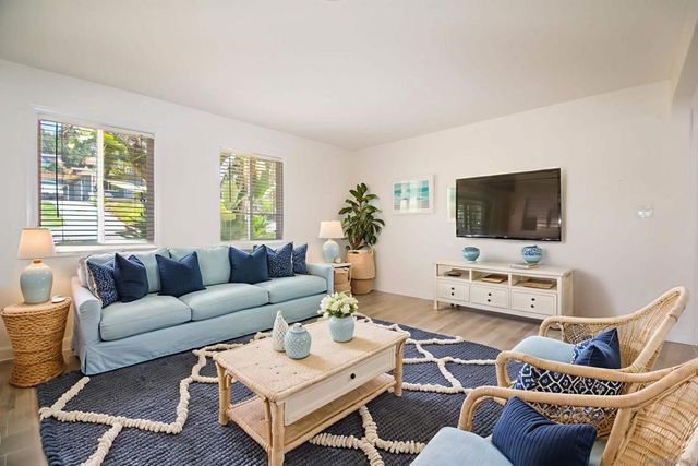 2821 Macdonald, Oceanside, CA 92054
