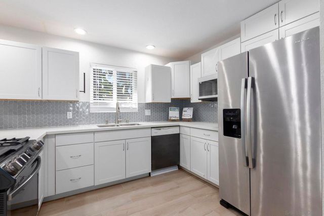 2821 Macdonald, Oceanside, CA 92054
