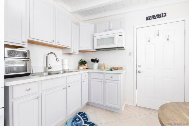 2821 Macdonald, Oceanside, CA 92054