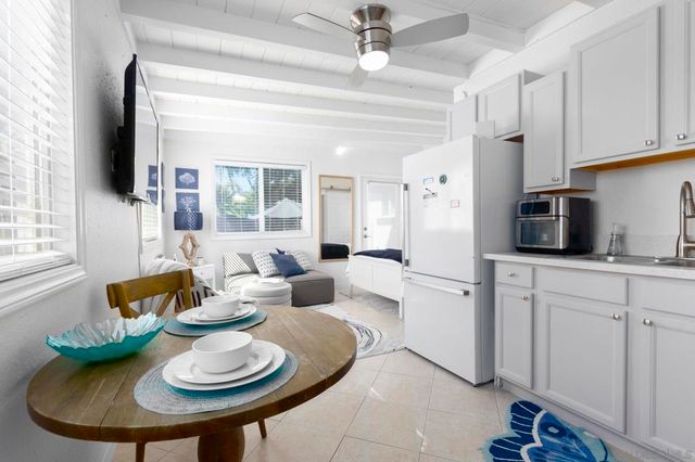2821 Macdonald, Oceanside, CA 92054