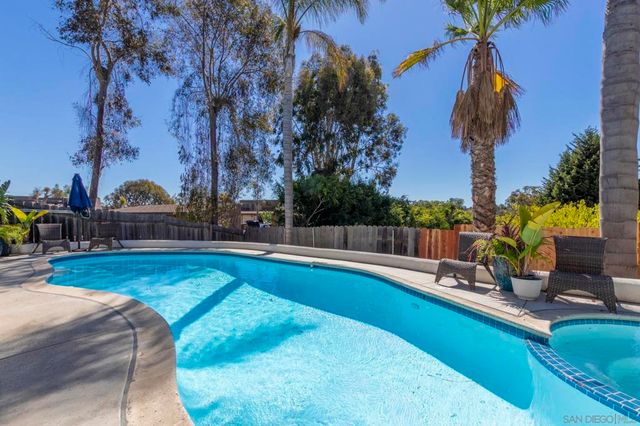 2821 Macdonald, Oceanside, CA 92054