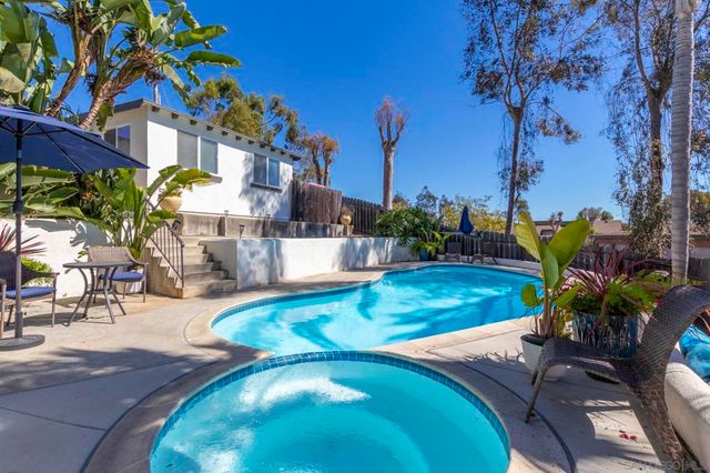 2821 Macdonald, Oceanside, CA 92054