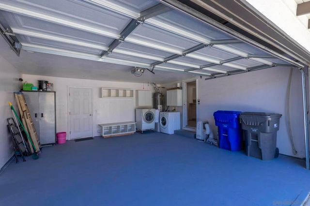 2821 Macdonald, Oceanside, CA 92054