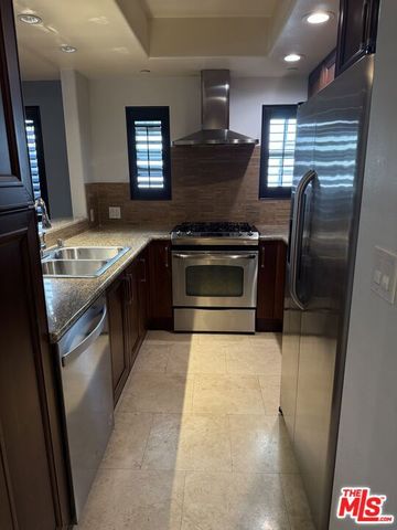 5401 Morella Avenue 101, Valley Village, CA 91607