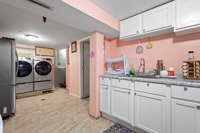 6921 26th Street, Berwyn, IL 60402