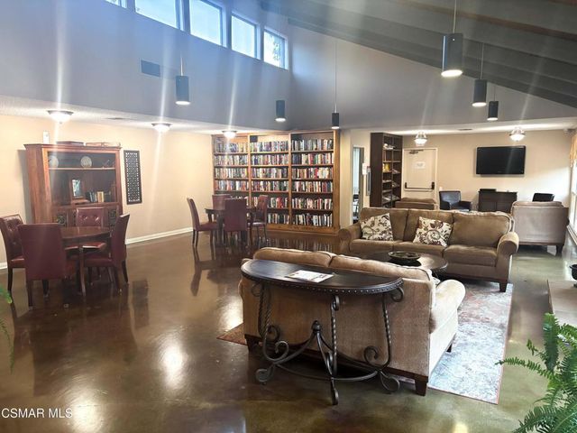 291 Sequoia Court 31, Thousand Oaks, CA 91360