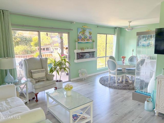 291 Sequoia Court 31, Thousand Oaks, CA 91360