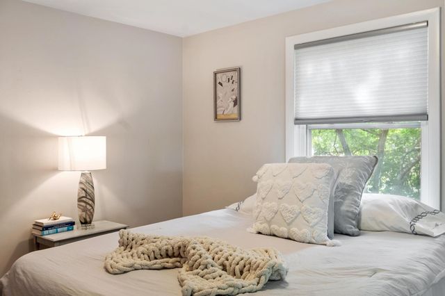 1 Standish Road, Lynnfield, MA 01940