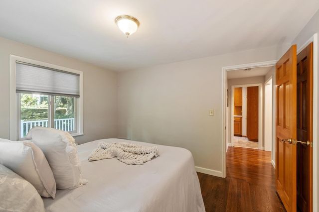 1 Standish Road, Lynnfield, MA 01940