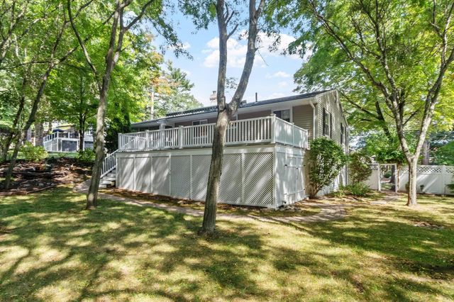 1 Standish Road, Lynnfield, MA 01940