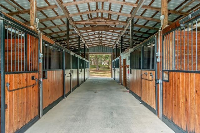 6157 W HIGHWAY 329, Reddick, FL 32686