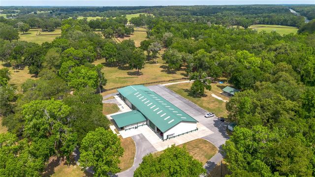 6157 W HIGHWAY 329, Reddick, FL 32686