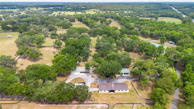 6157 W HIGHWAY 329, Reddick, FL 32686