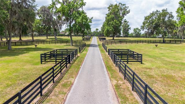 6157 W HIGHWAY 329, Reddick, FL 32686