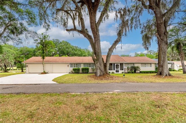6157 W HIGHWAY 329, Reddick, FL 32686
